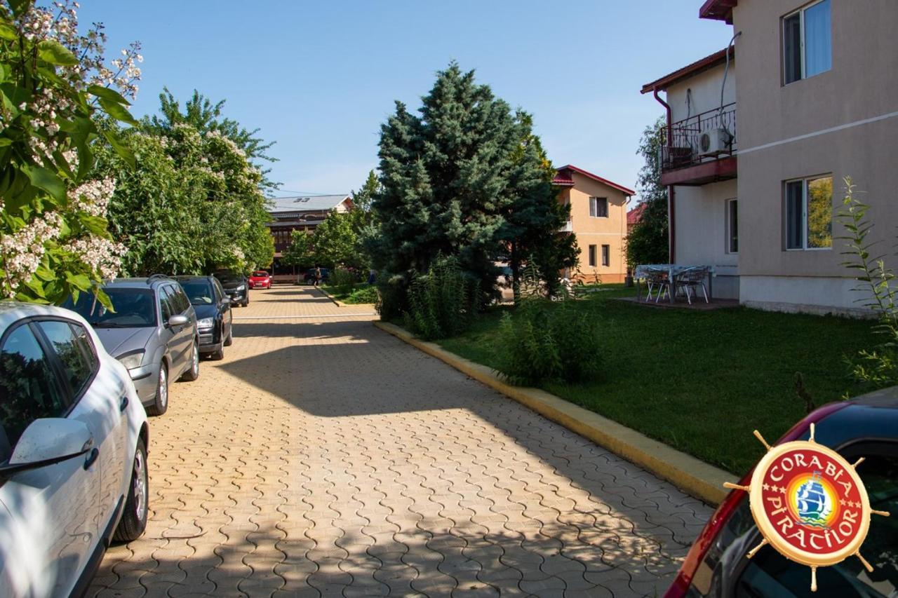 Club De Vacanta Corabia Piratilor-Mamaia Nord Năvodari Екстериор снимка