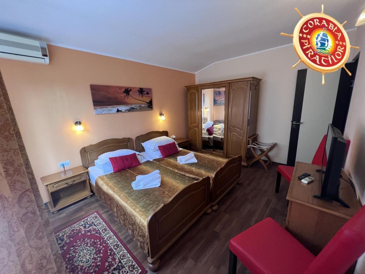 Club De Vacanta Corabia Piratilor-Mamaia Nord Năvodari Екстериор снимка