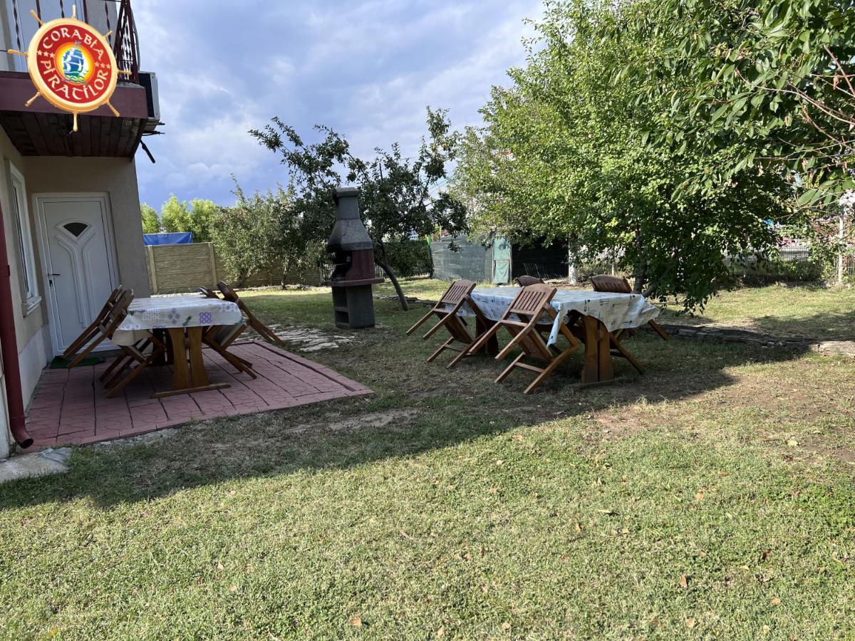Club De Vacanta Corabia Piratilor-Mamaia Nord Năvodari Екстериор снимка