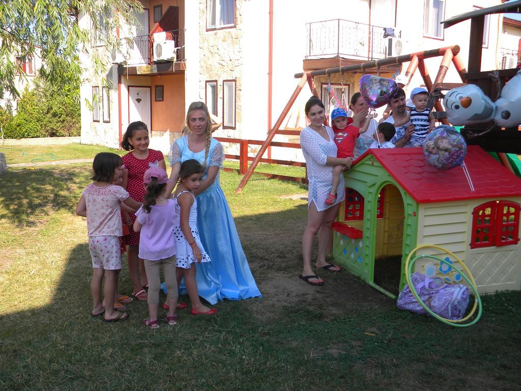 Club De Vacanta Corabia Piratilor-Mamaia Nord Năvodari Екстериор снимка