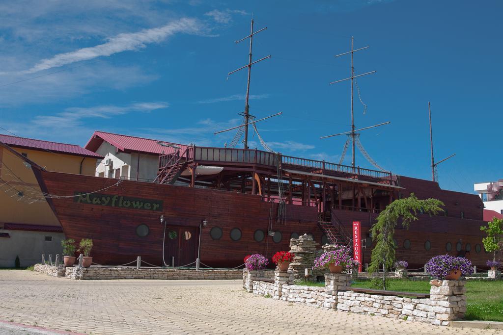 Club De Vacanta Corabia Piratilor-Mamaia Nord Năvodari Екстериор снимка